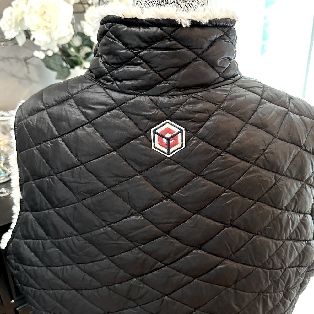 Steve Madden Quilted Puffer Vest Black Faux Sherpa Lined Women’s XL - Picture 11 of 15